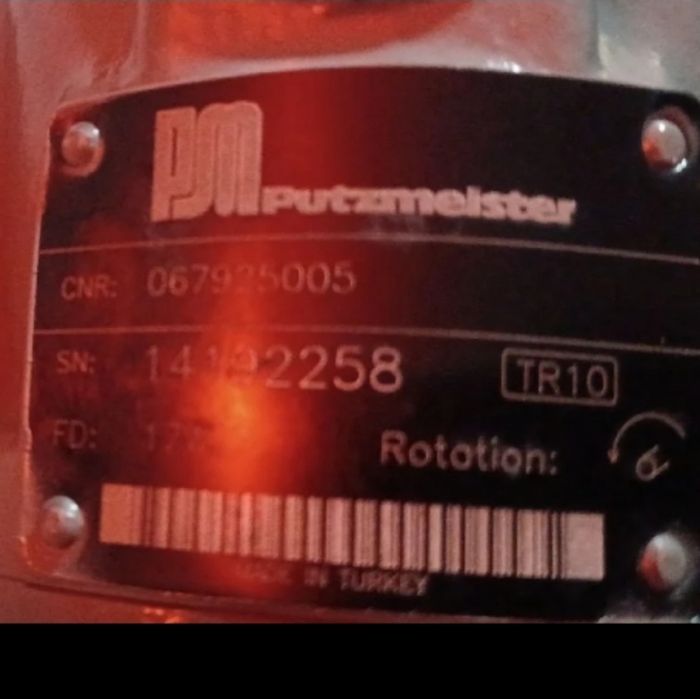 Putzmeister hydraulic pump